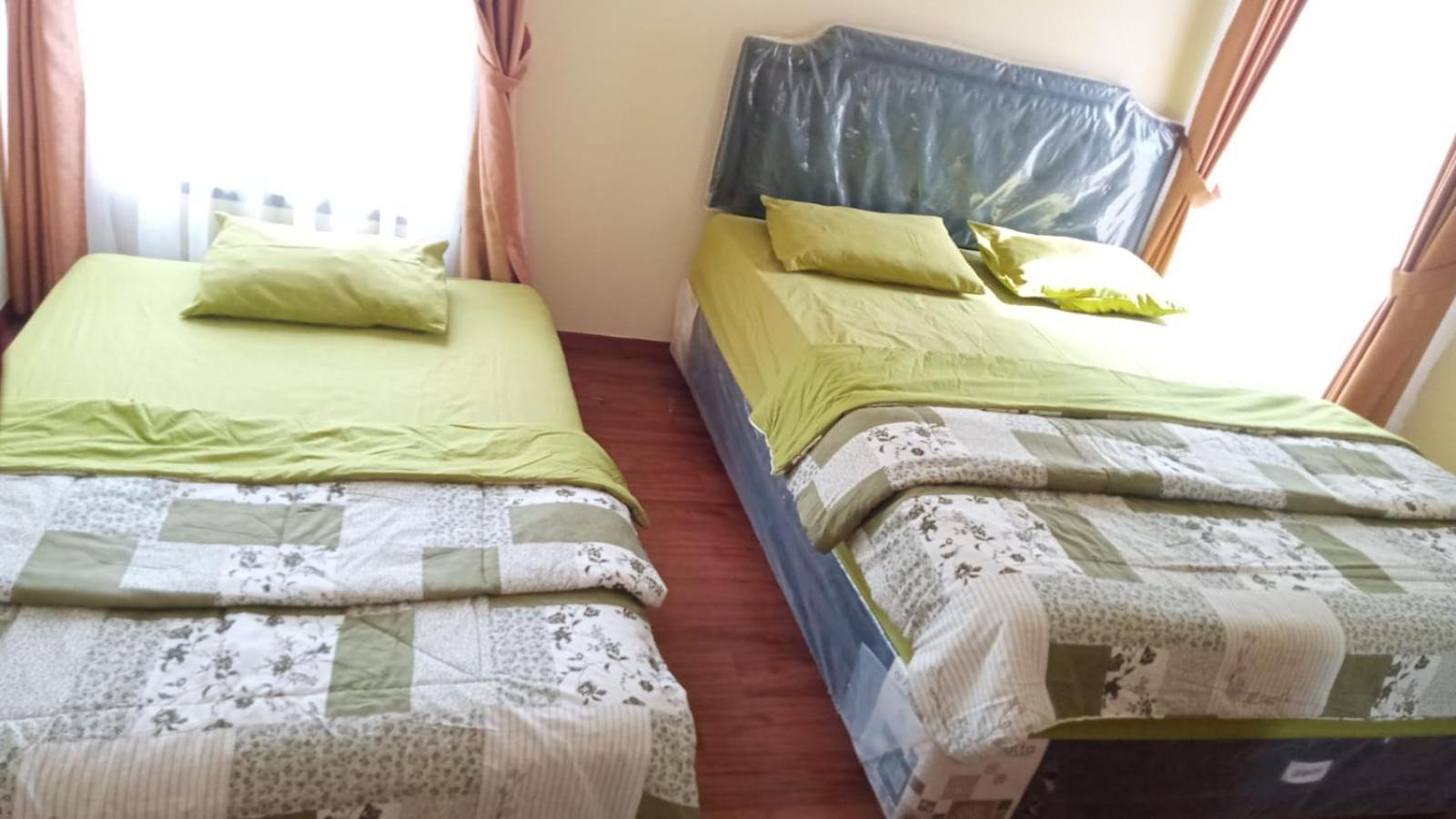 Bajorah Homestay Лембанг Экстерьер фото